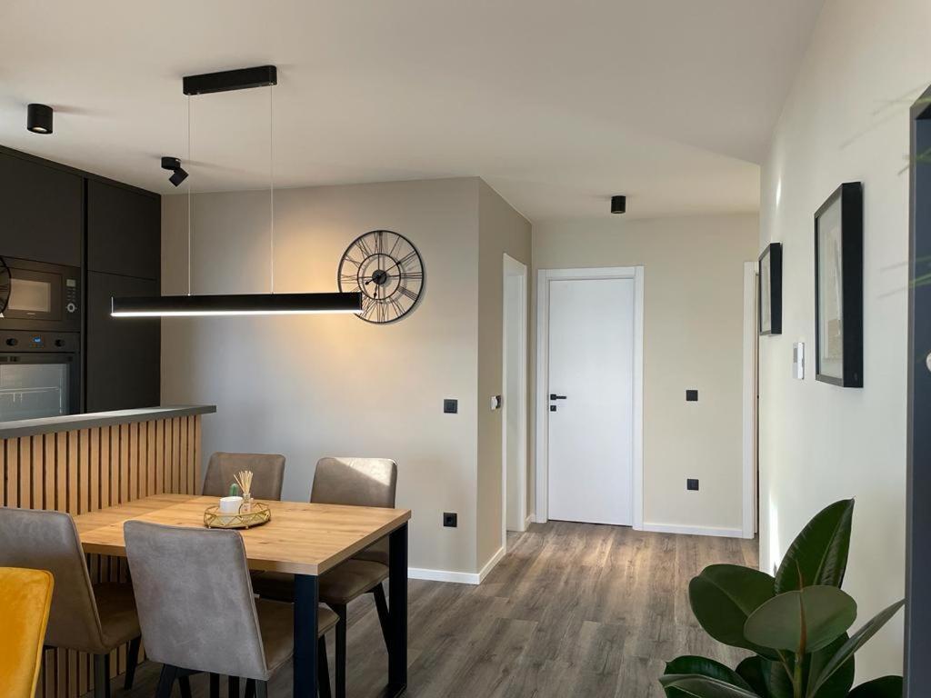 Apartment Linda With Panoramic Sea View Makarska Kültér fotó